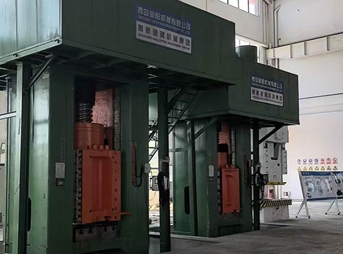 锻造(图9) 锻造(图9)